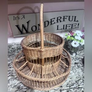 RARE Vintage Wicker Basket for Wine/Ice Bucket & Glasses-perfect for parties!🎈